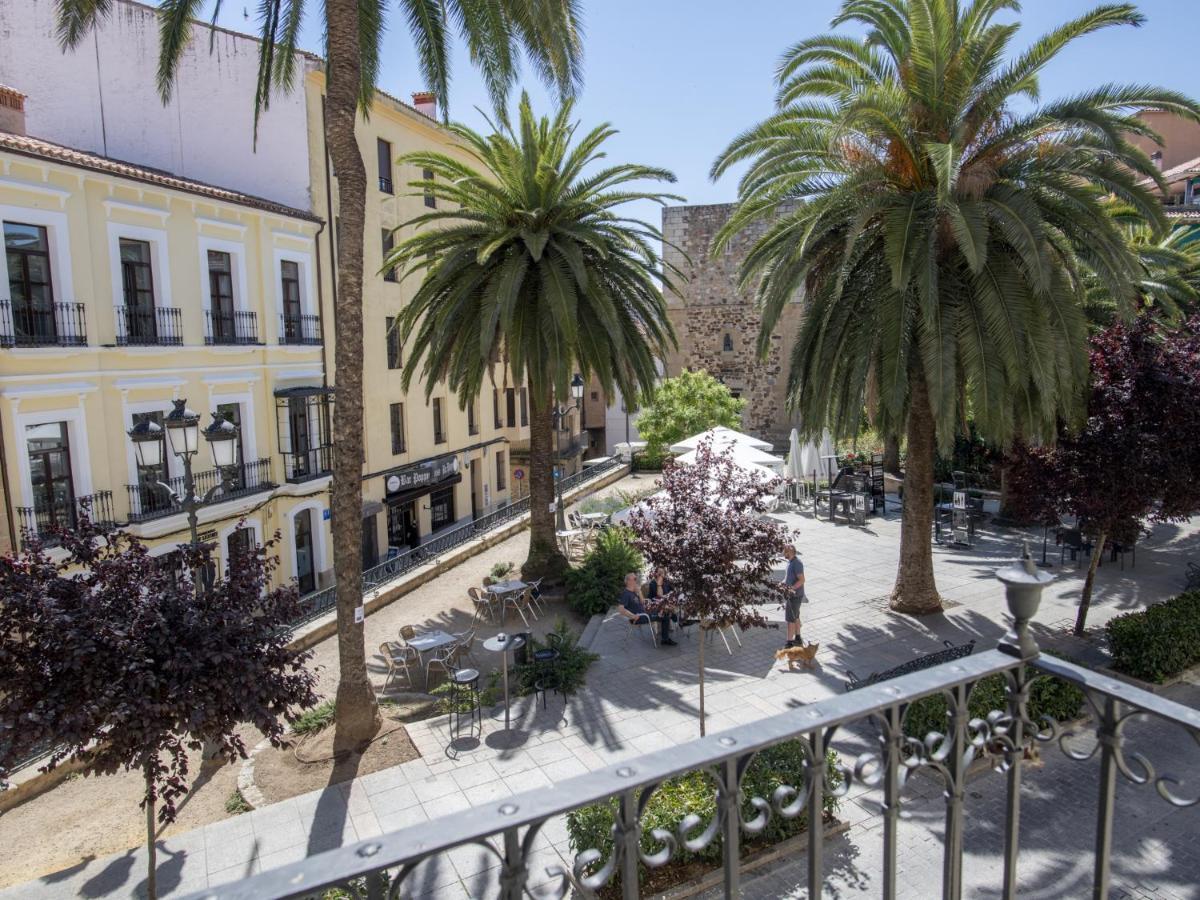 Elegante Apartamento Para 5 En El Centro De Caceres Con Wifi 外观 照片