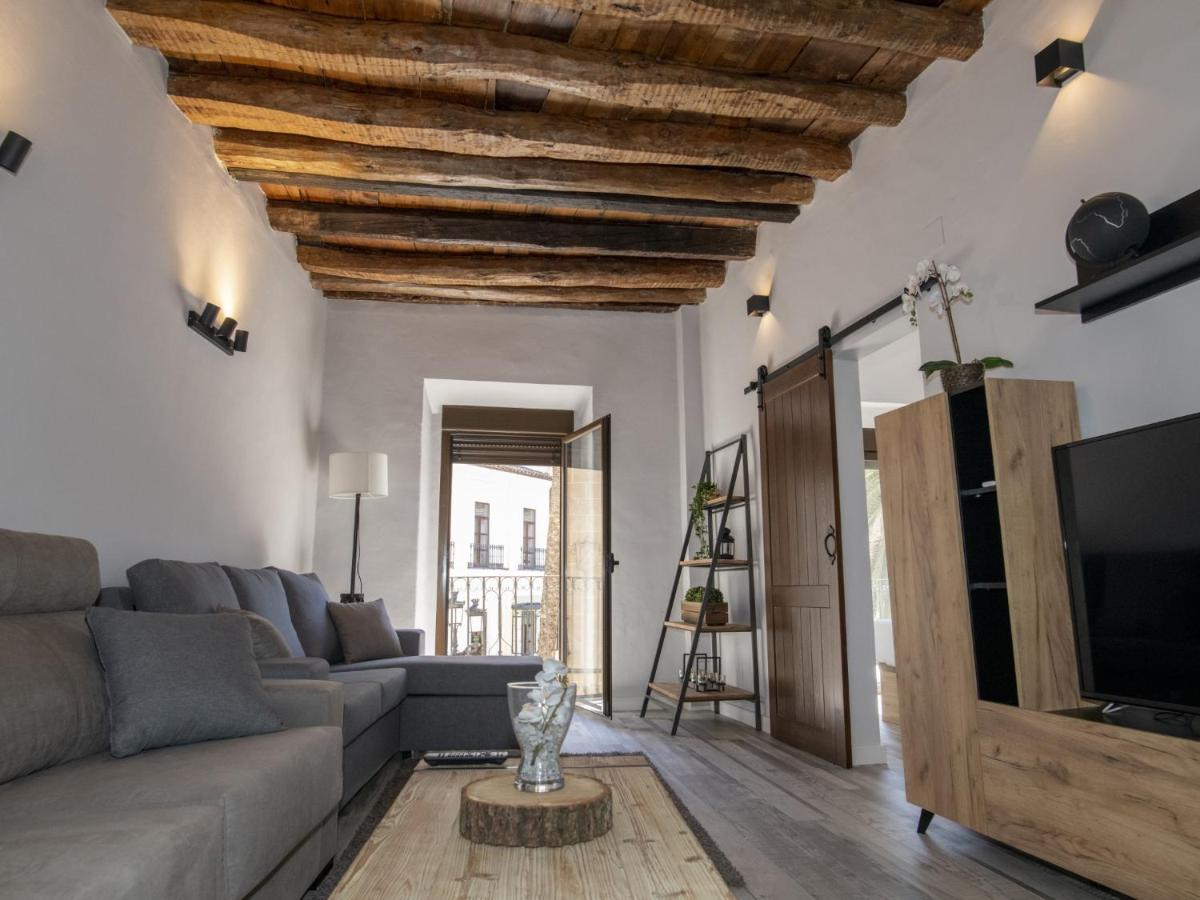 Elegante Apartamento Para 5 En El Centro De Caceres Con Wifi 外观 照片