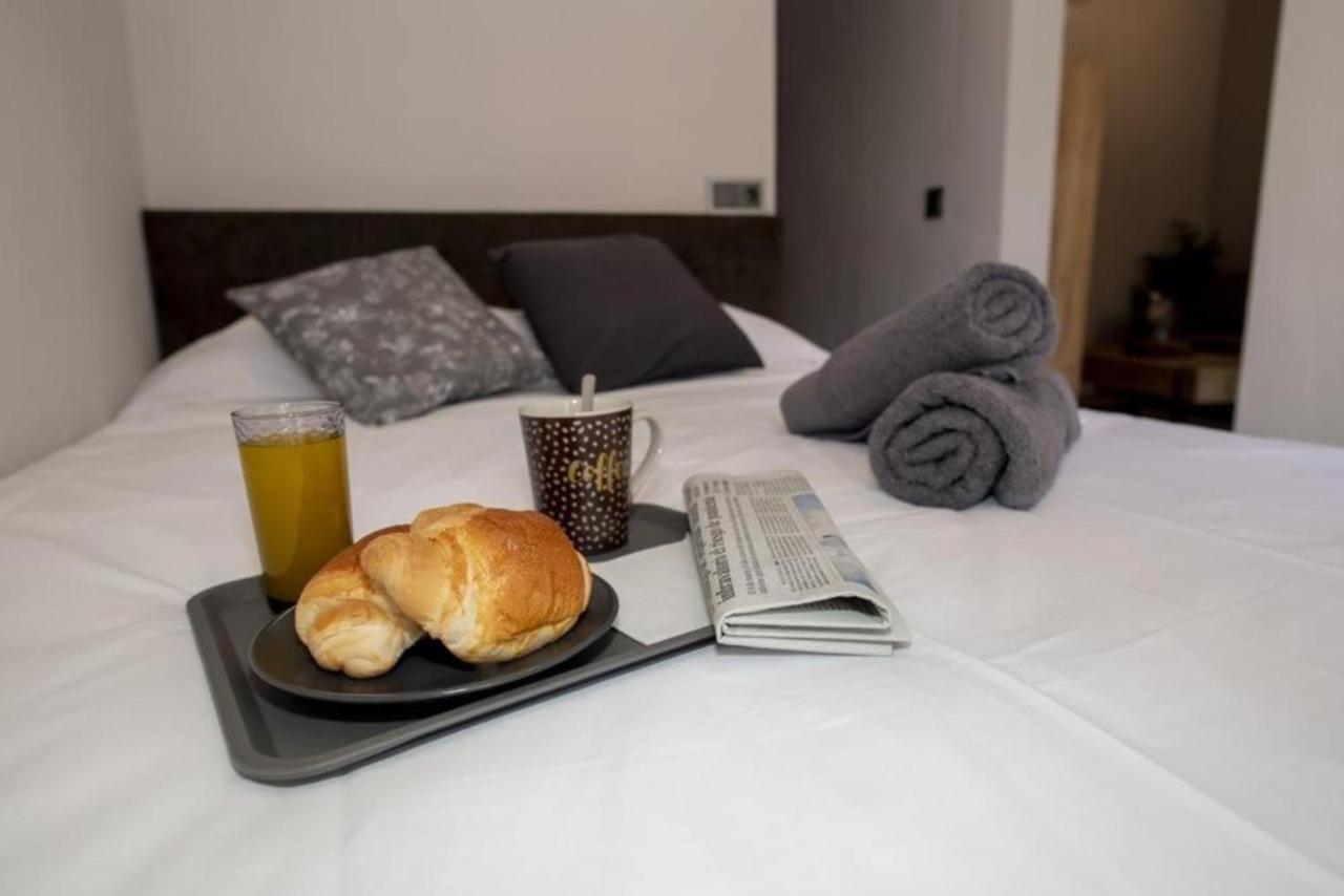 Elegante Apartamento Para 5 En El Centro De Caceres Con Wifi 外观 照片